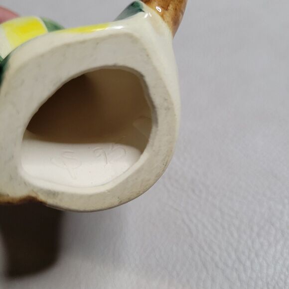 Ceramic figurine Shearwater Colorful 1995 Pottery Lady Dancer Hand On Stomach - Picture 9 of 11